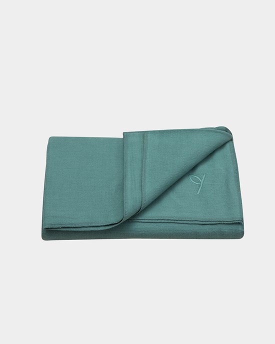 Premium yoga blanket, Moss Green - Yogiraj